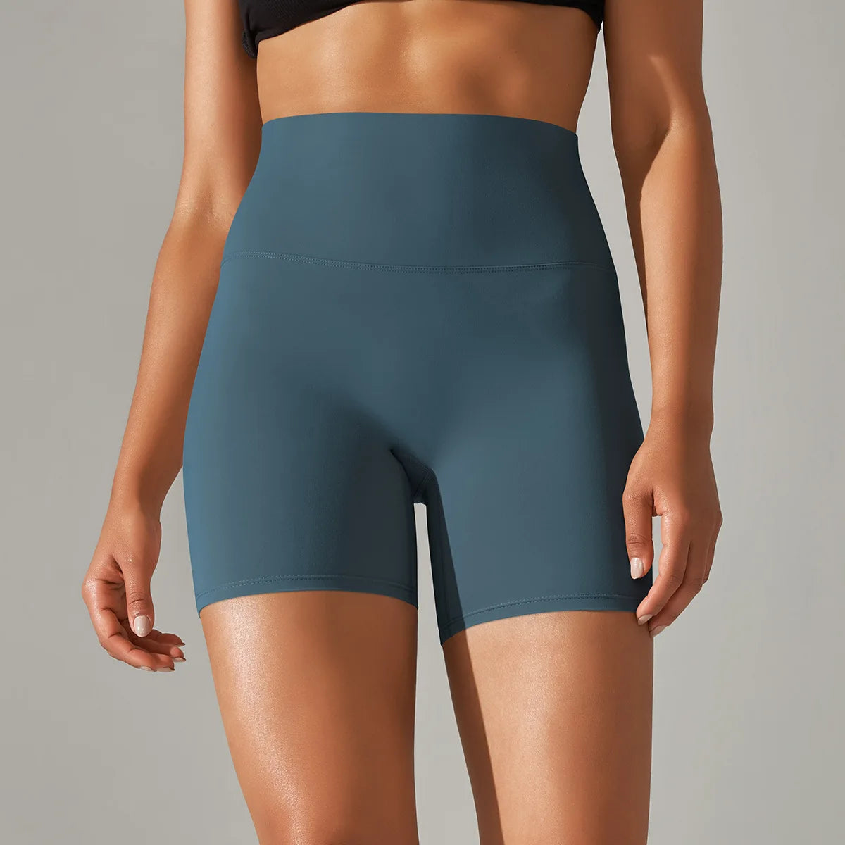 High-Waist Yoga Shorts – Seamless Nylon-Spandex Activewear for Women - Willen