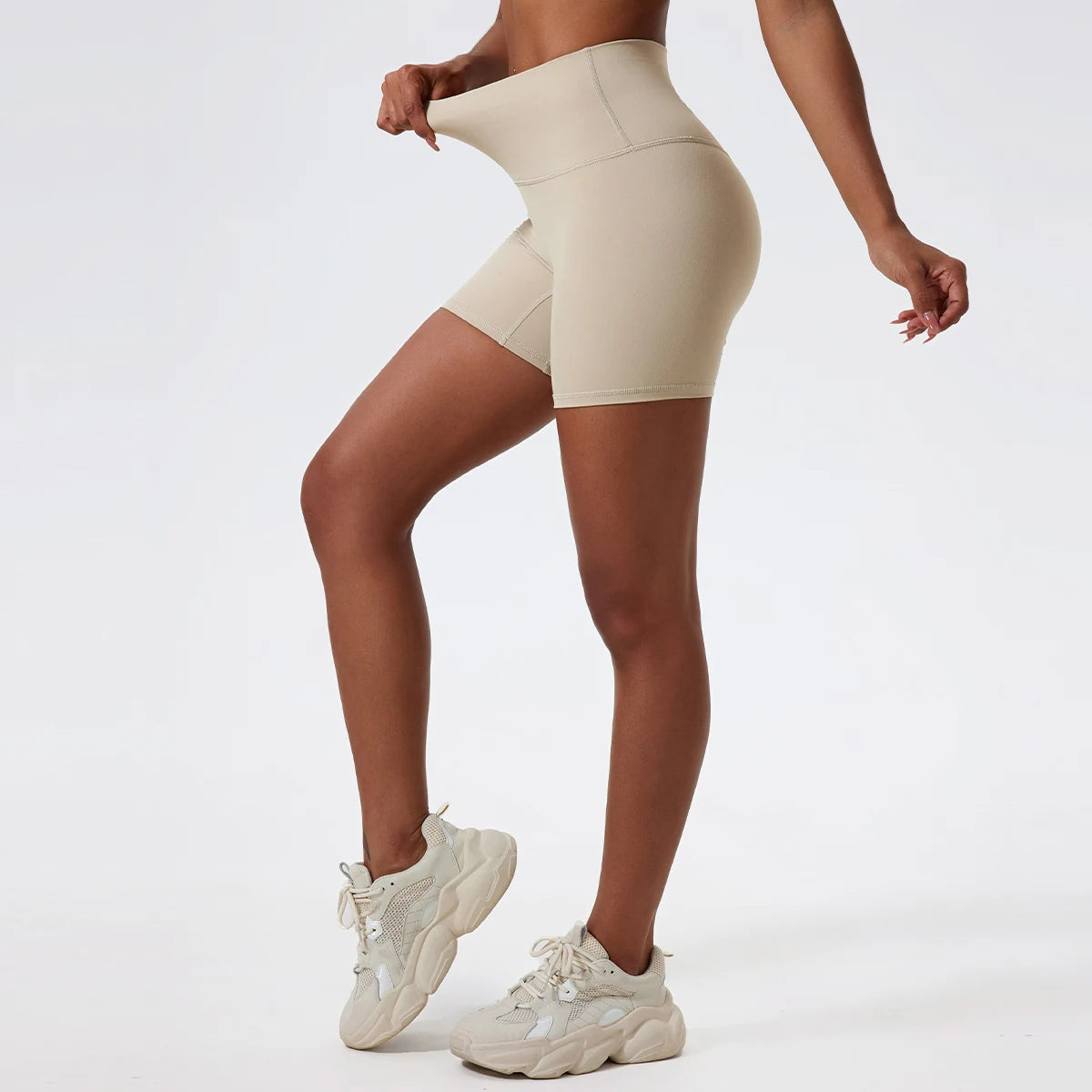 Seamless Yoga Shorts – High-Waist Stretch Design with Breathable Comfort - Willen