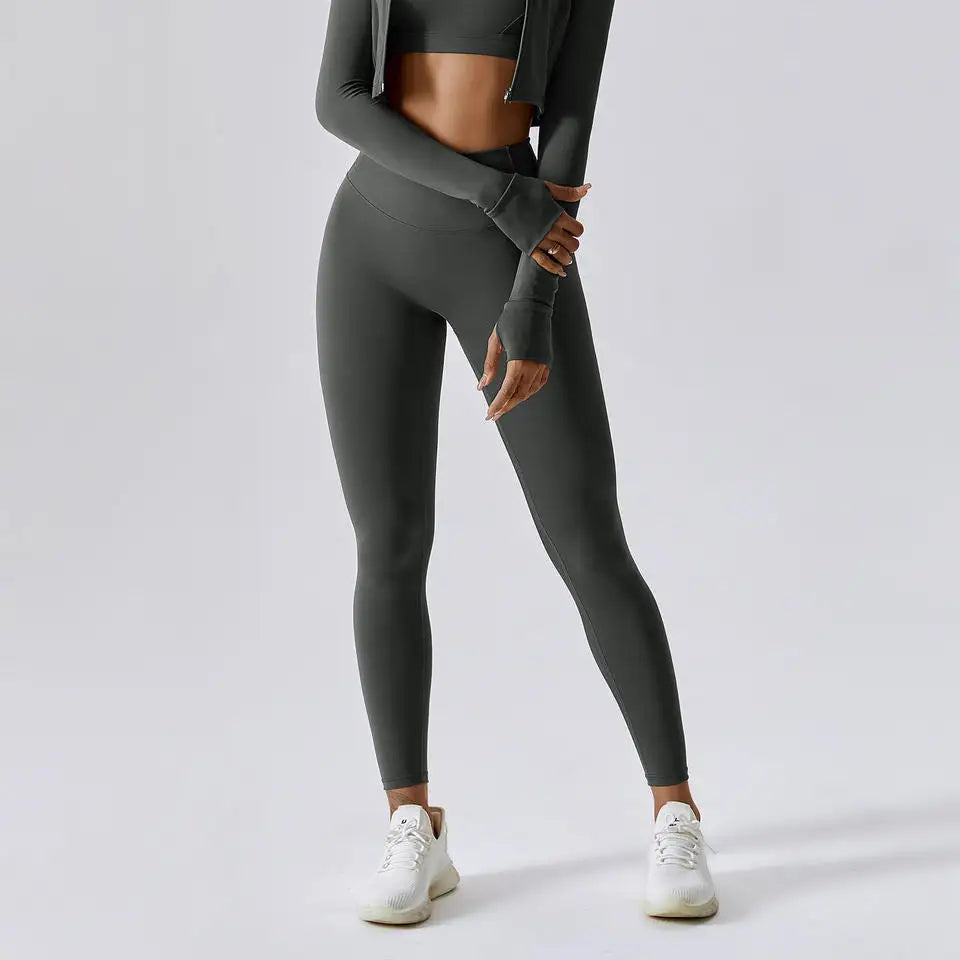 4-Piece Women's Yoga Set – Long Sleeve Sports Outfit with Leggings, Shorts, Bra & Top - Willen