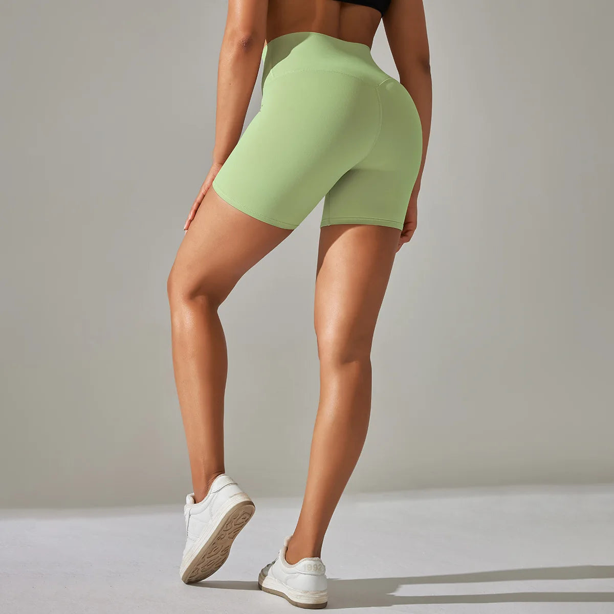 High-Waist Yoga Shorts – Seamless Nylon-Spandex Activewear for Women - Willen