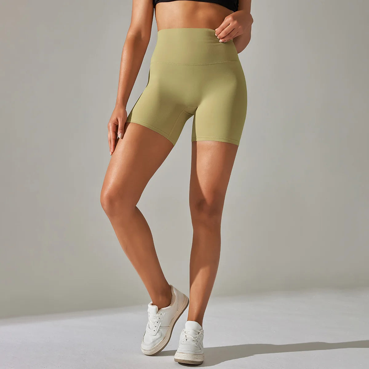 High-Waist Yoga Shorts – Seamless Nylon-Spandex Activewear for Women - Willen