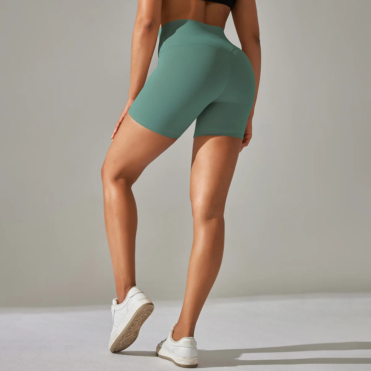 High-Waist Yoga Shorts – Seamless Nylon-Spandex Activewear for Women - Willen