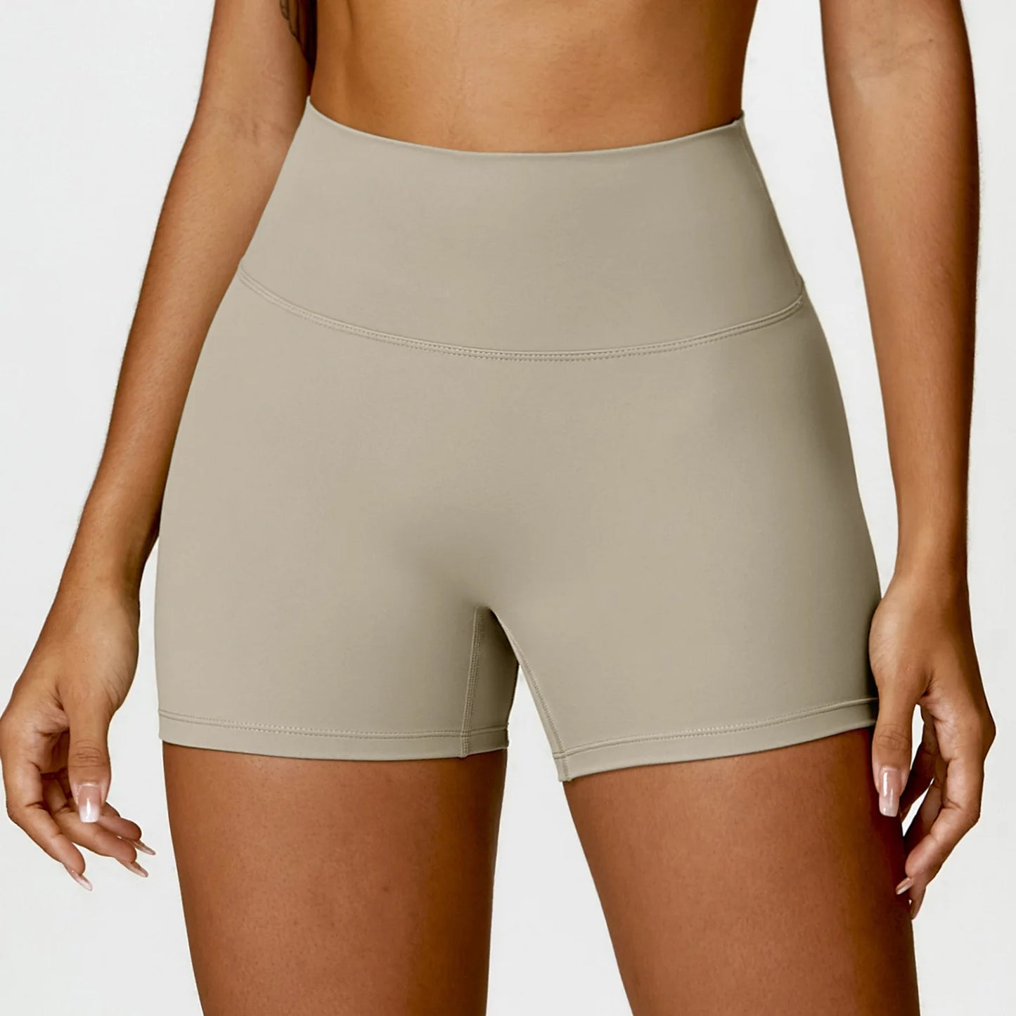 High-Waist Seamless Yoga Shorts – Breathable Stretch Fit for Active Comfort - Willen