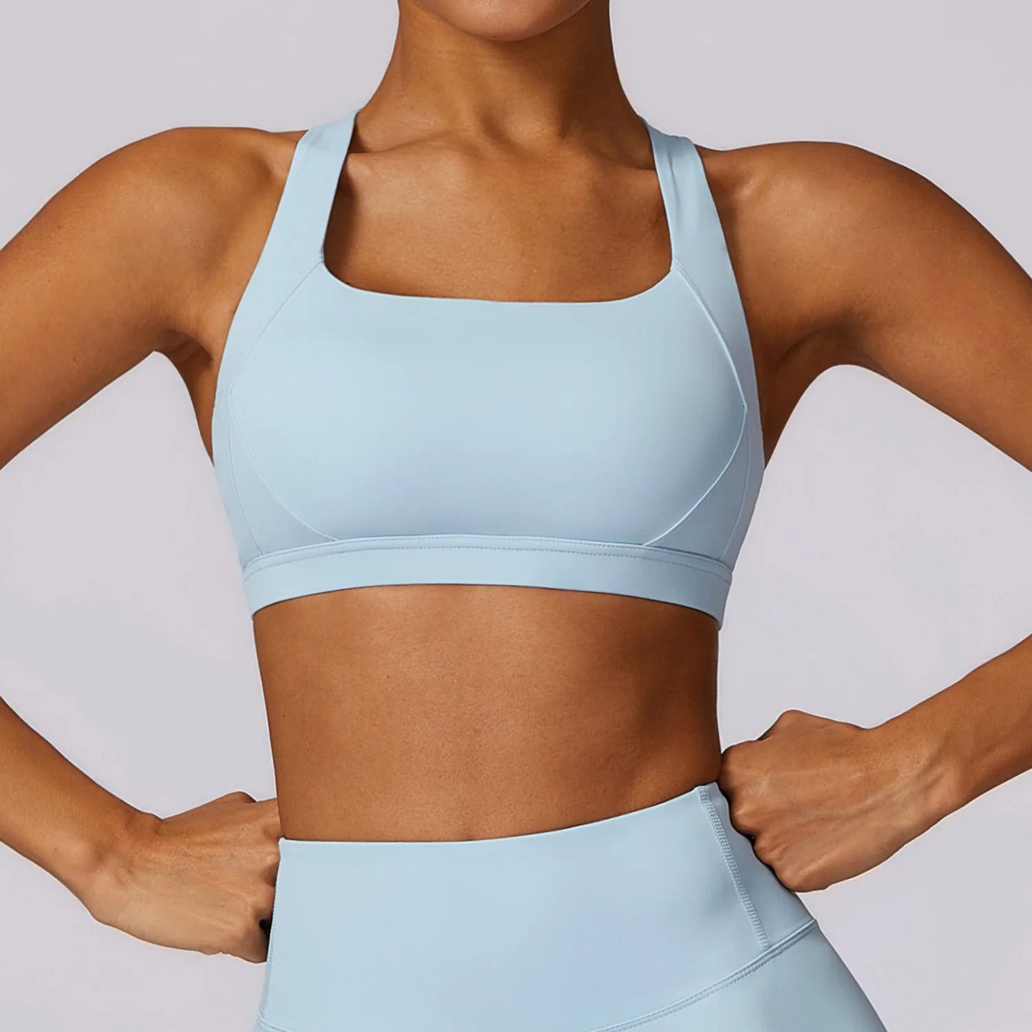 4-Piece Women's Yoga Set – Long Sleeve Sports Outfit with Leggings, Shorts, Bra & Top - Willen