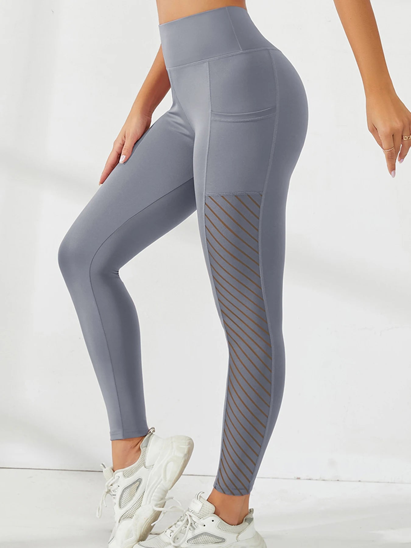 High-Waist Yoga Leggings with Pockets – Mesh Panels, Stretch Fit - Willen