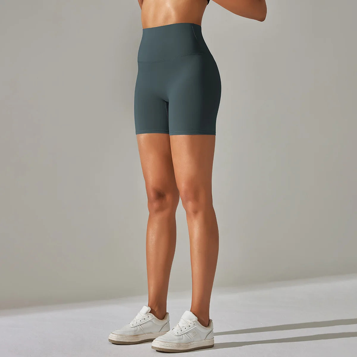 High-Waist Yoga Shorts – Seamless Nylon-Spandex Activewear for Women - Willen