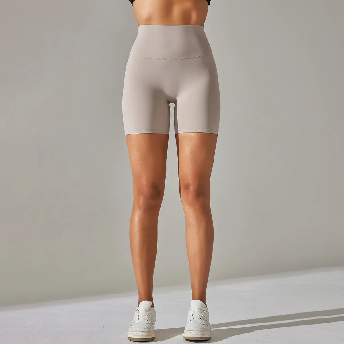 High-Waist Yoga Shorts – Seamless Nylon-Spandex Activewear for Women - Willen