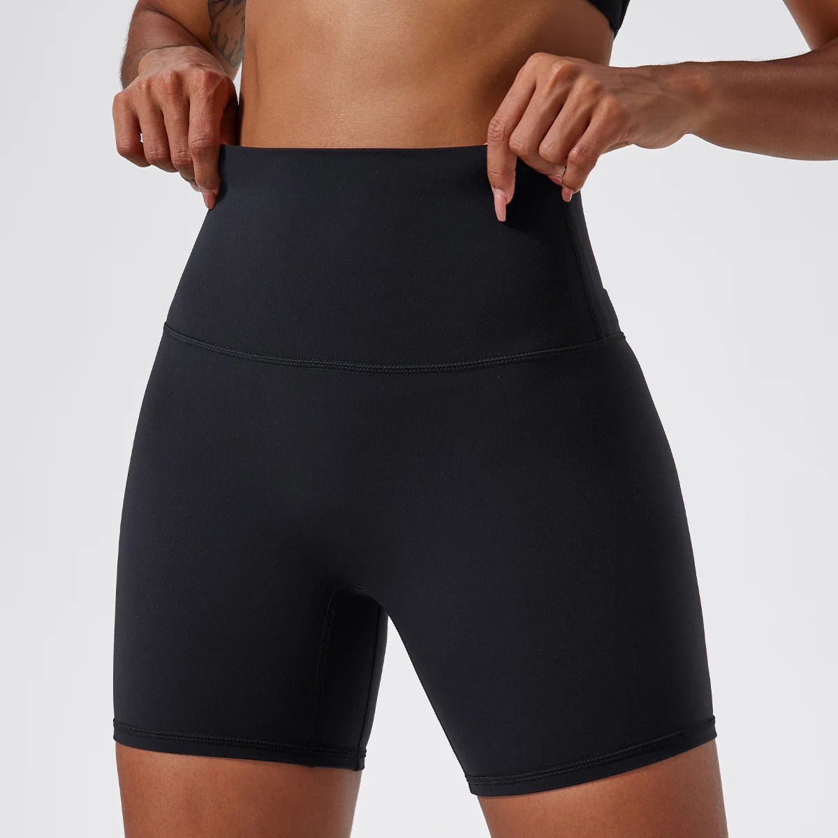 Seamless Yoga Shorts – High-Waist Stretch Design with Breathable Comfort - Willen