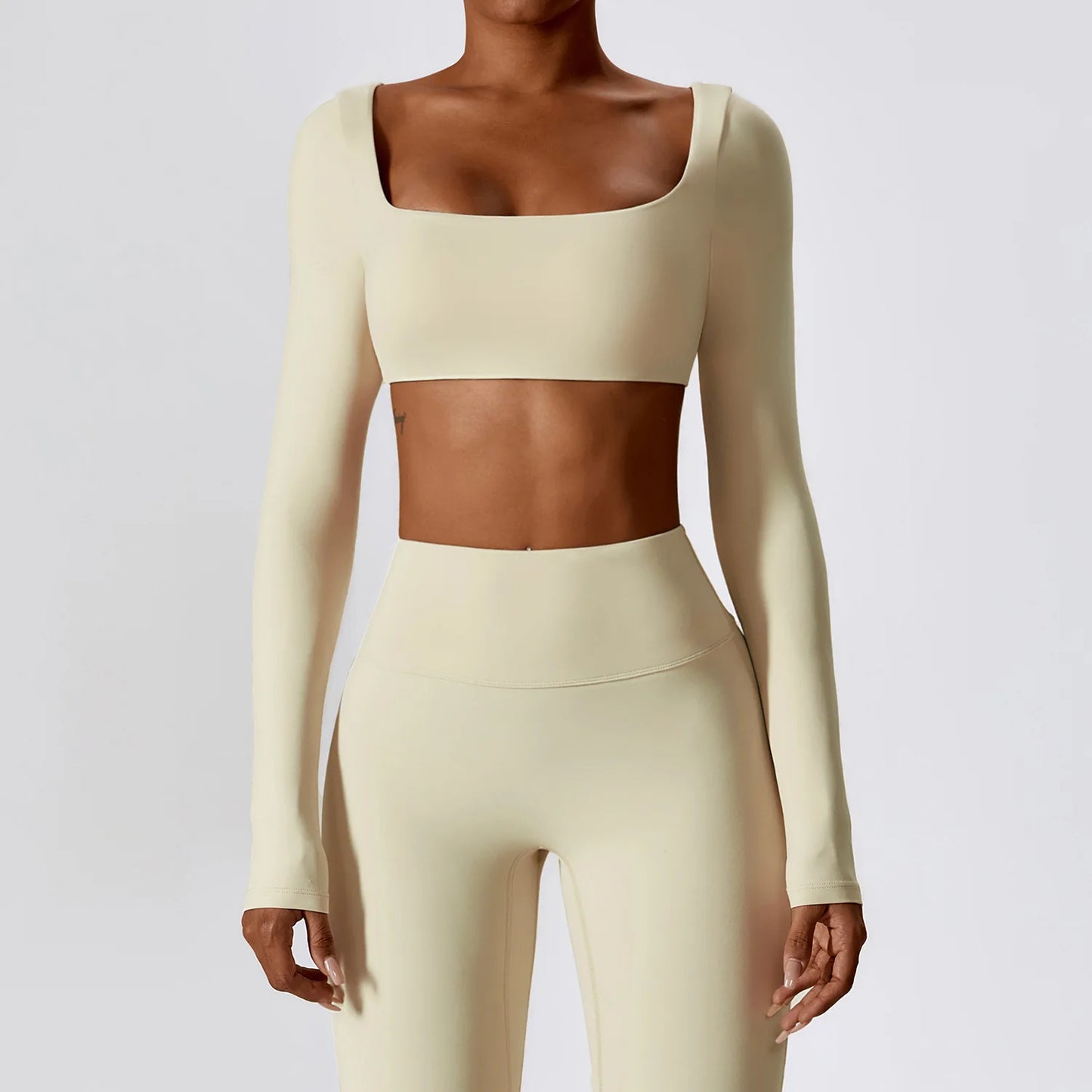 Seamless Active Crop Top – Long Sleeves & Flexible Fit for Training - Willen