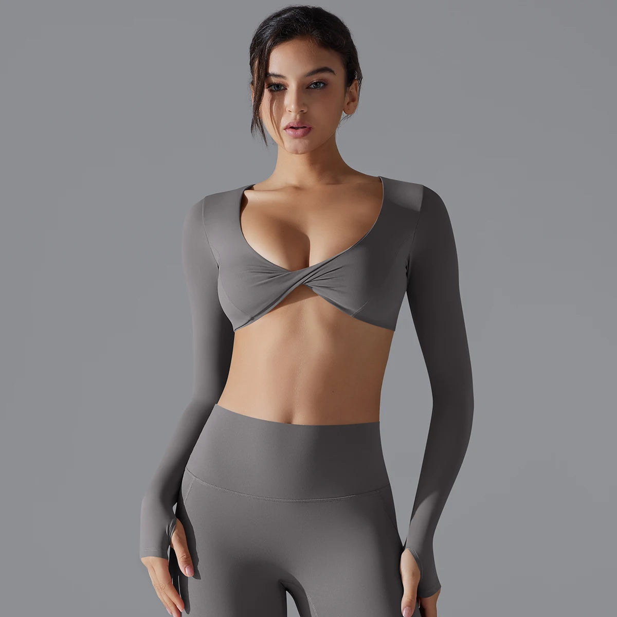 Long Sleeve Sports Bra – Quick-Dry, Breathable Fit for Yoga & Gym - Willen