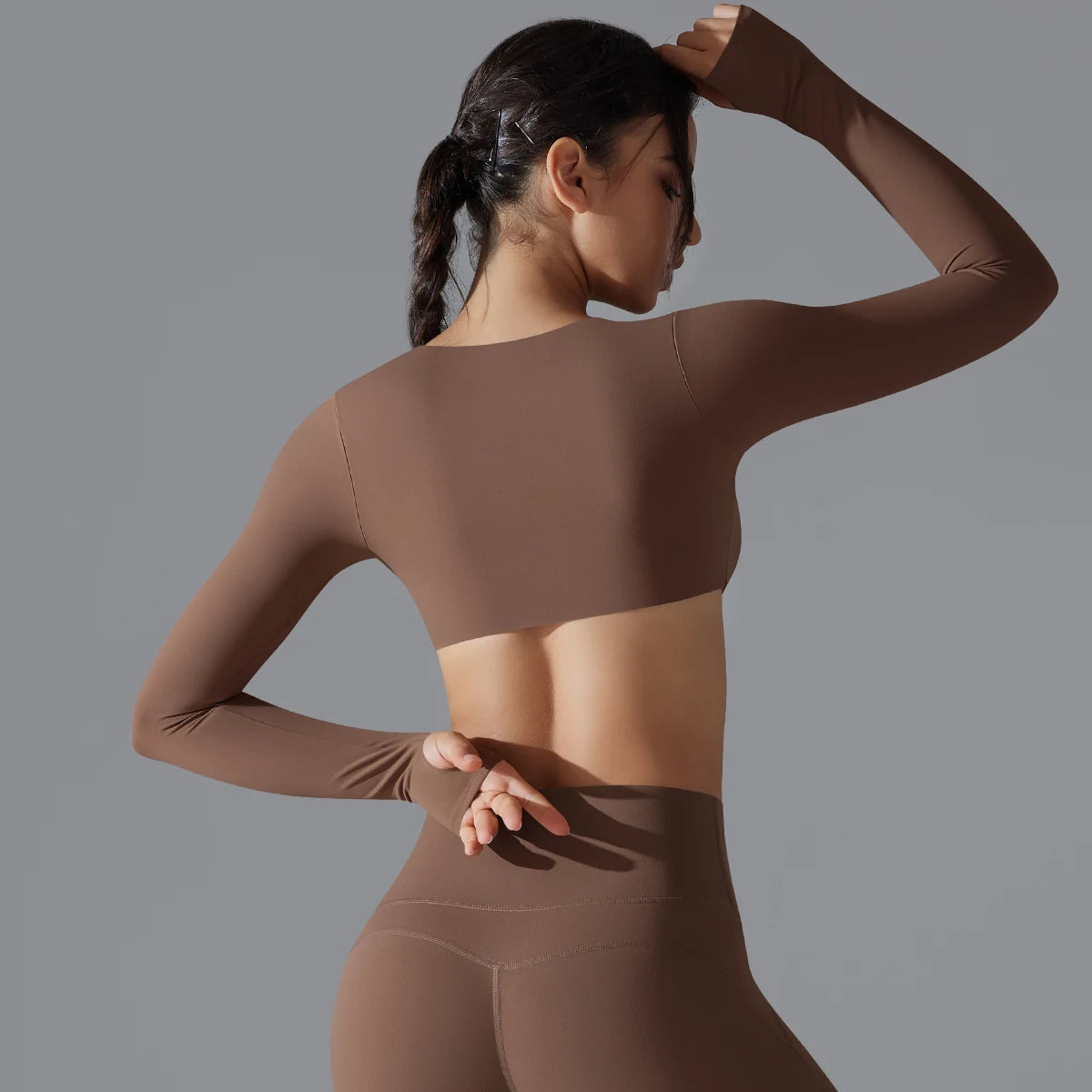 Long Sleeve Sports Bra – Quick-Dry, Breathable Fit for Yoga & Gym - Willen