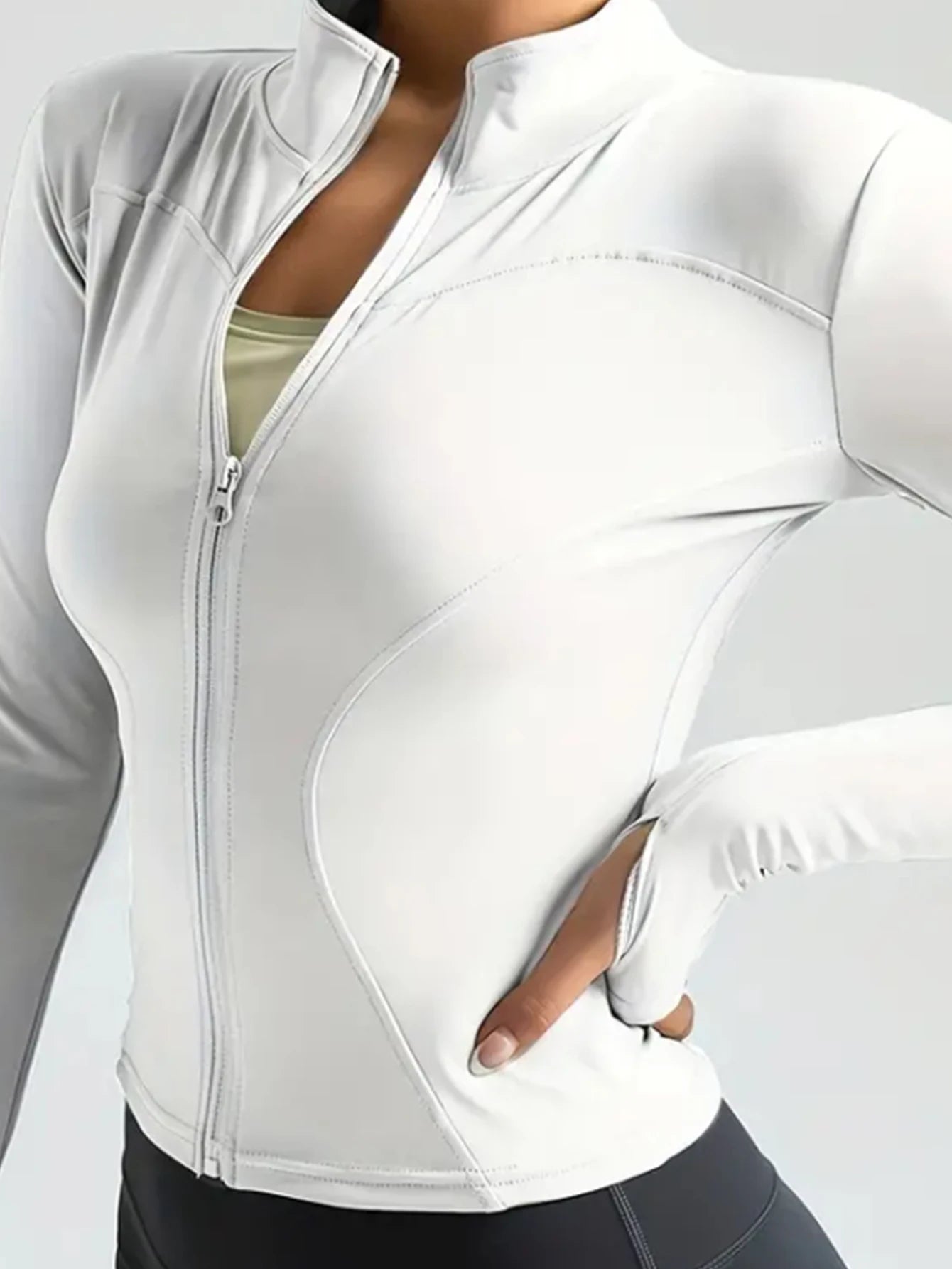 WarmFlex Yoga Jacket – Lightweight Slim-Fit Training Layer for Women - Willen