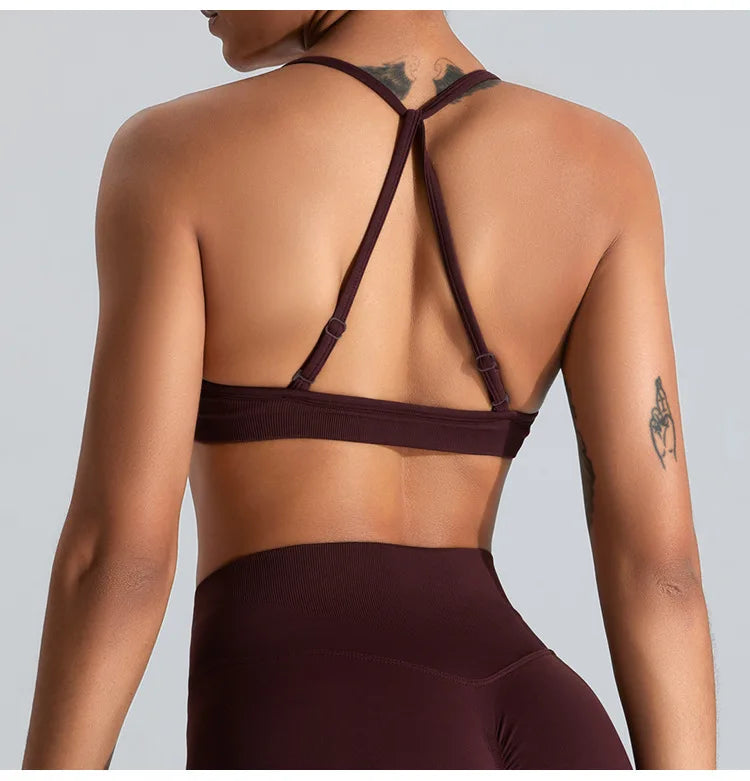 Seamless Sports Bra – Adjustable, Stretch, Breathable - Willen