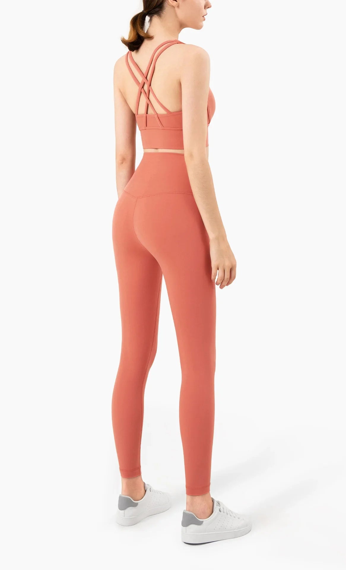 2-Piece Activewear Set – Cross-Back Bra & High-Waist Leggings - Willen