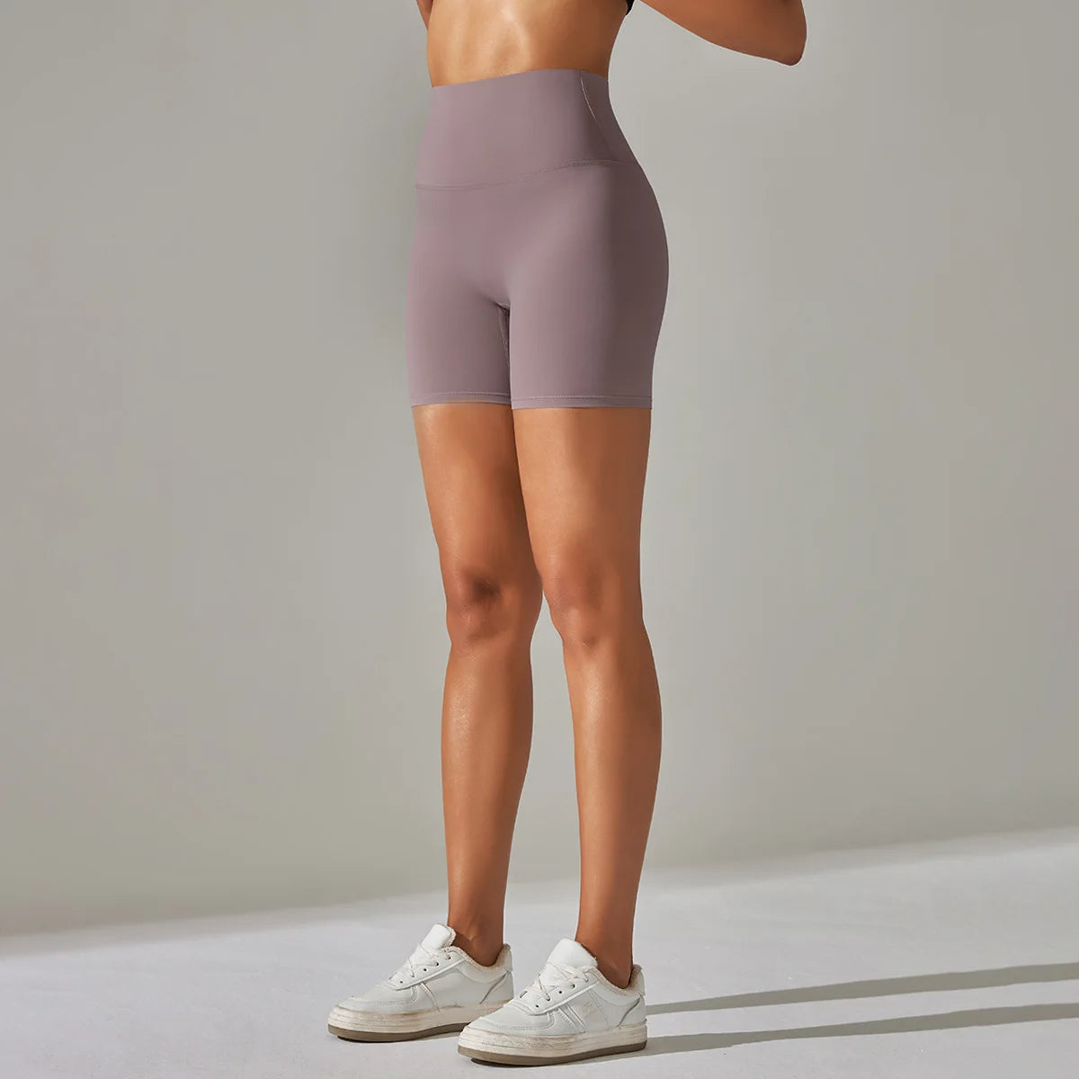 High-Waist Yoga Shorts – Seamless Nylon-Spandex Activewear for Women - Willen