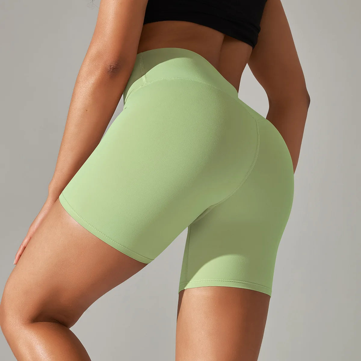 High-Waist Yoga Shorts – Seamless Nylon-Spandex Activewear for Women - Willen