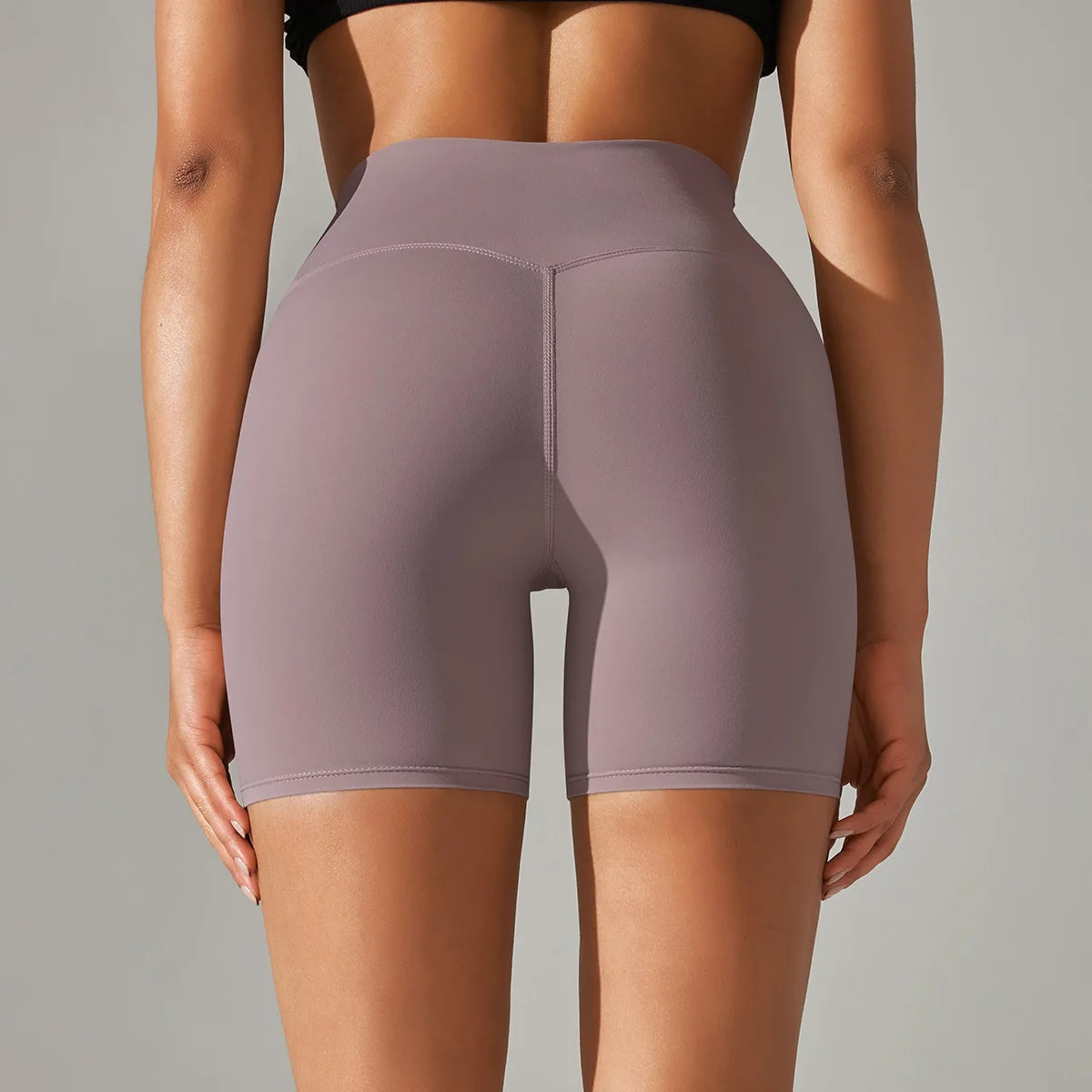 High-Waist Yoga Shorts – Seamless Nylon-Spandex Activewear for Women - Willen