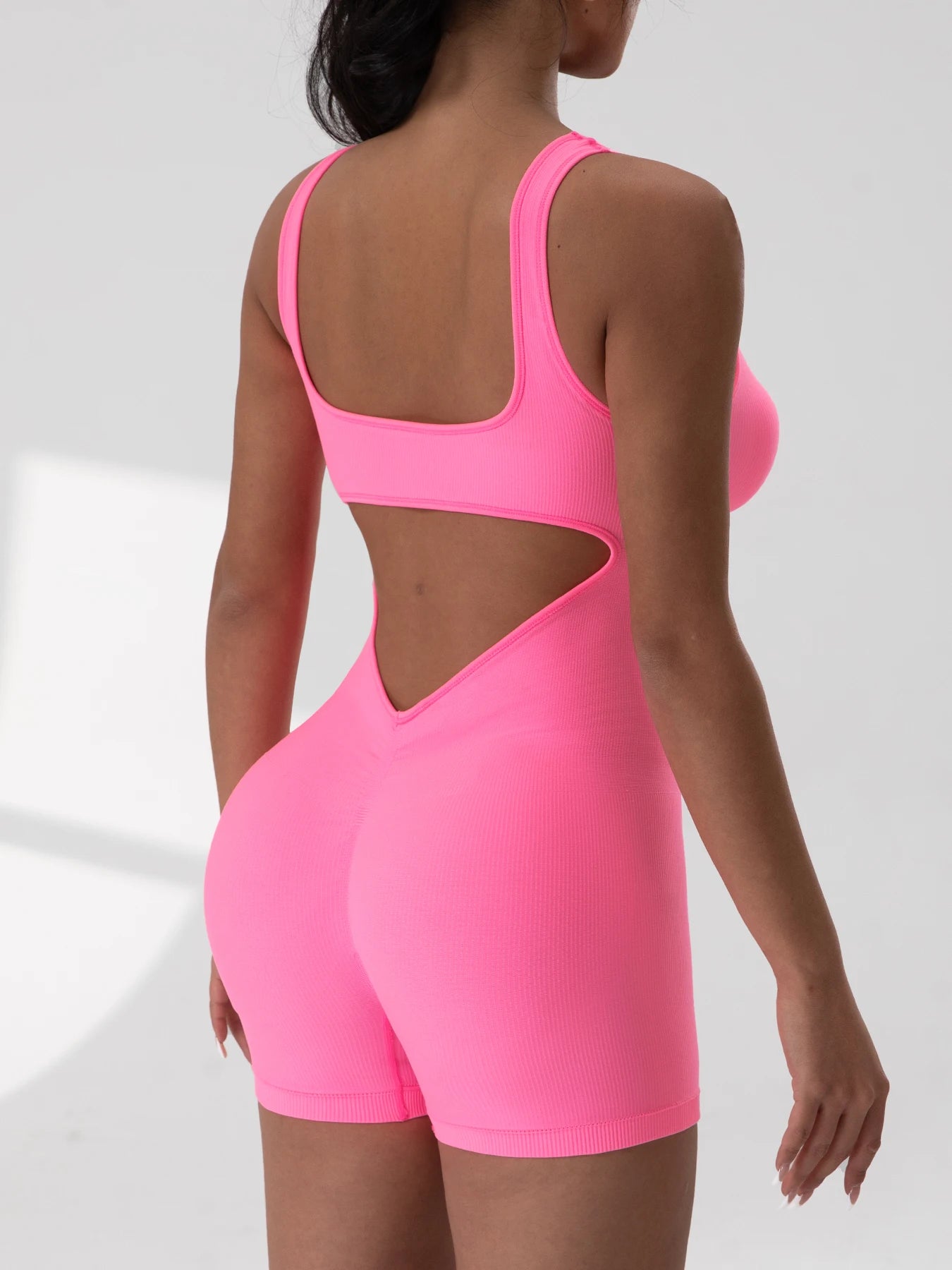 Backless One-Piece Jumpsuit – U-Neck, Sleeveless, Nylon-Spandex Blend - Willen