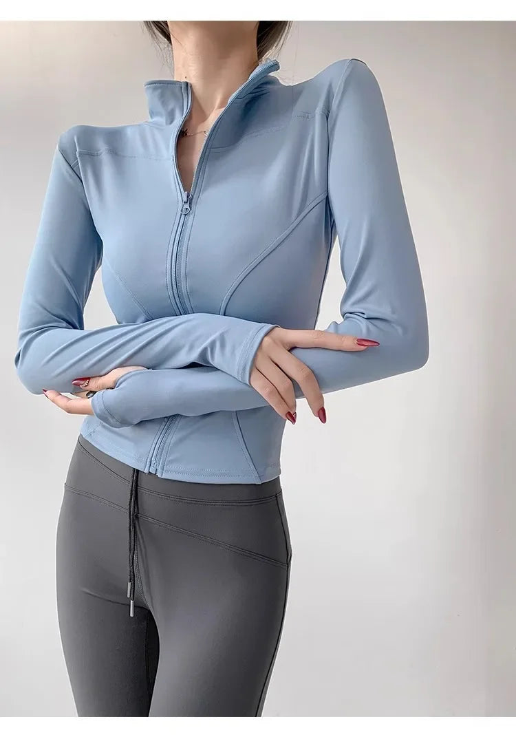 AeroDry Zip Jacket – Lightweight Activewear Jacket for Women - Willen