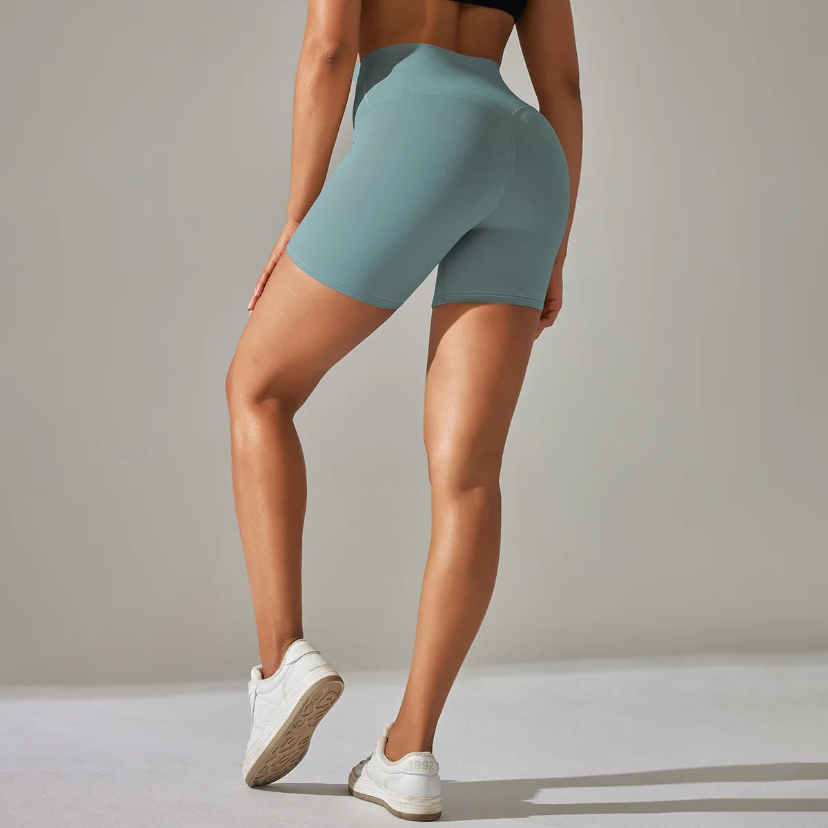 High-Waist Yoga Shorts – Seamless Nylon-Spandex Activewear for Women - Willen