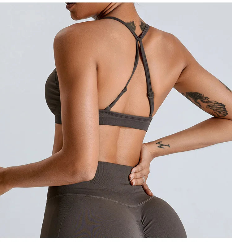 Seamless Sports Bra – Adjustable, Stretch, Breathable - Willen