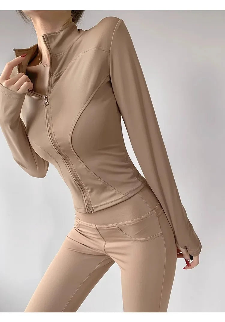 AeroDry Zip Jacket – Lightweight Activewear Jacket for Women - Willen