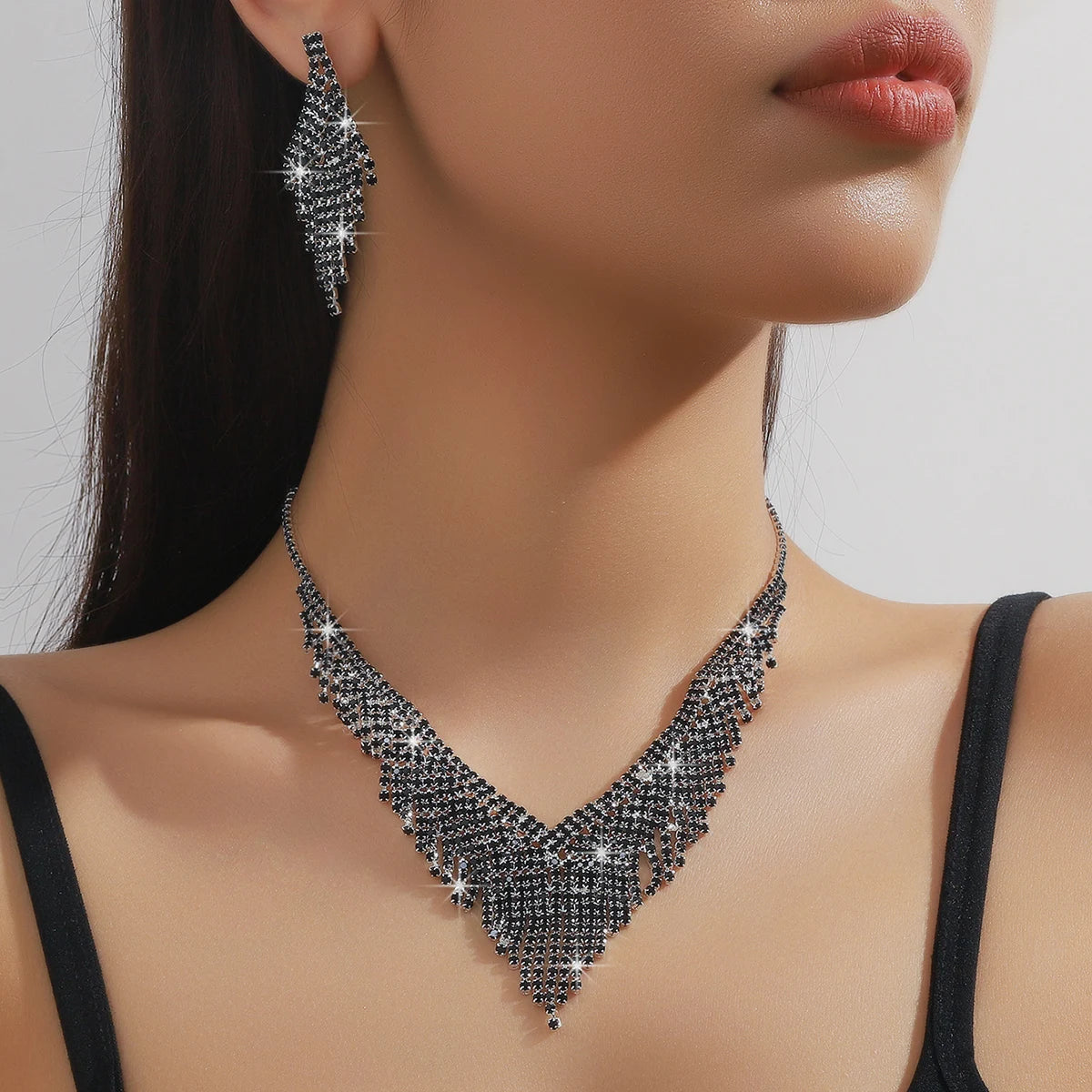 3-Piece Tassel Jewelry Set – Black crystal-accent Necklace & Earrings - Willen