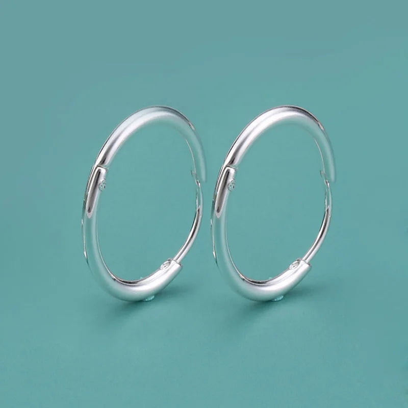 Small Stainless Steel Hoop Earrings – Hypoallergenic Unisex Set for Pierced Ears - Willen