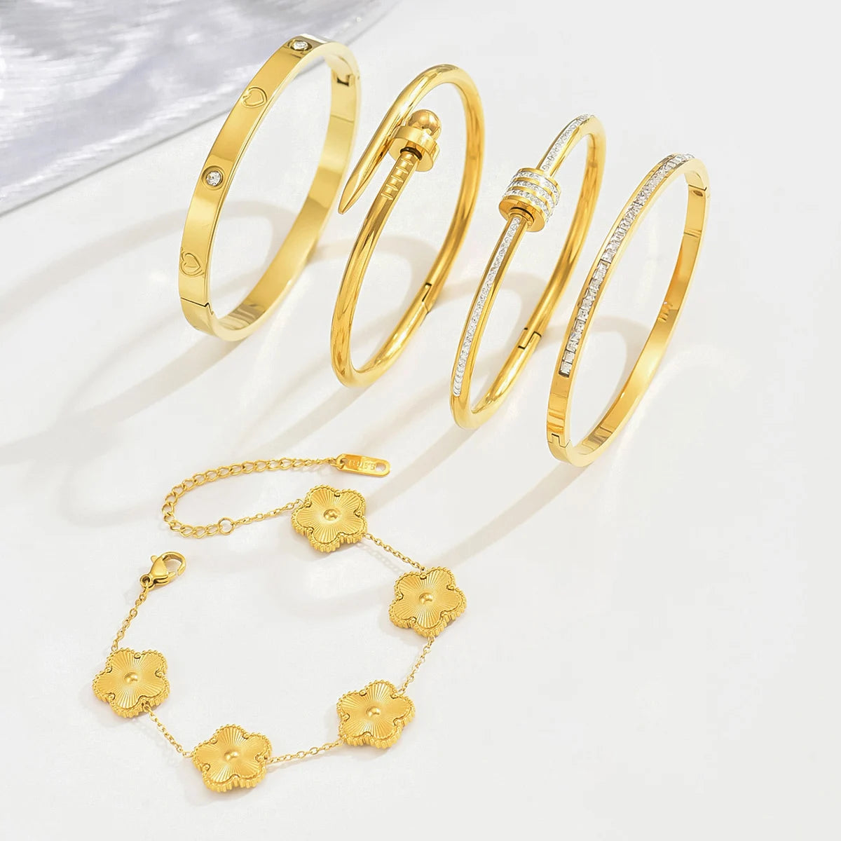 Gold Stainless Steel Bangle – Nail-Inspired Open Cuff Bracelet - Willen