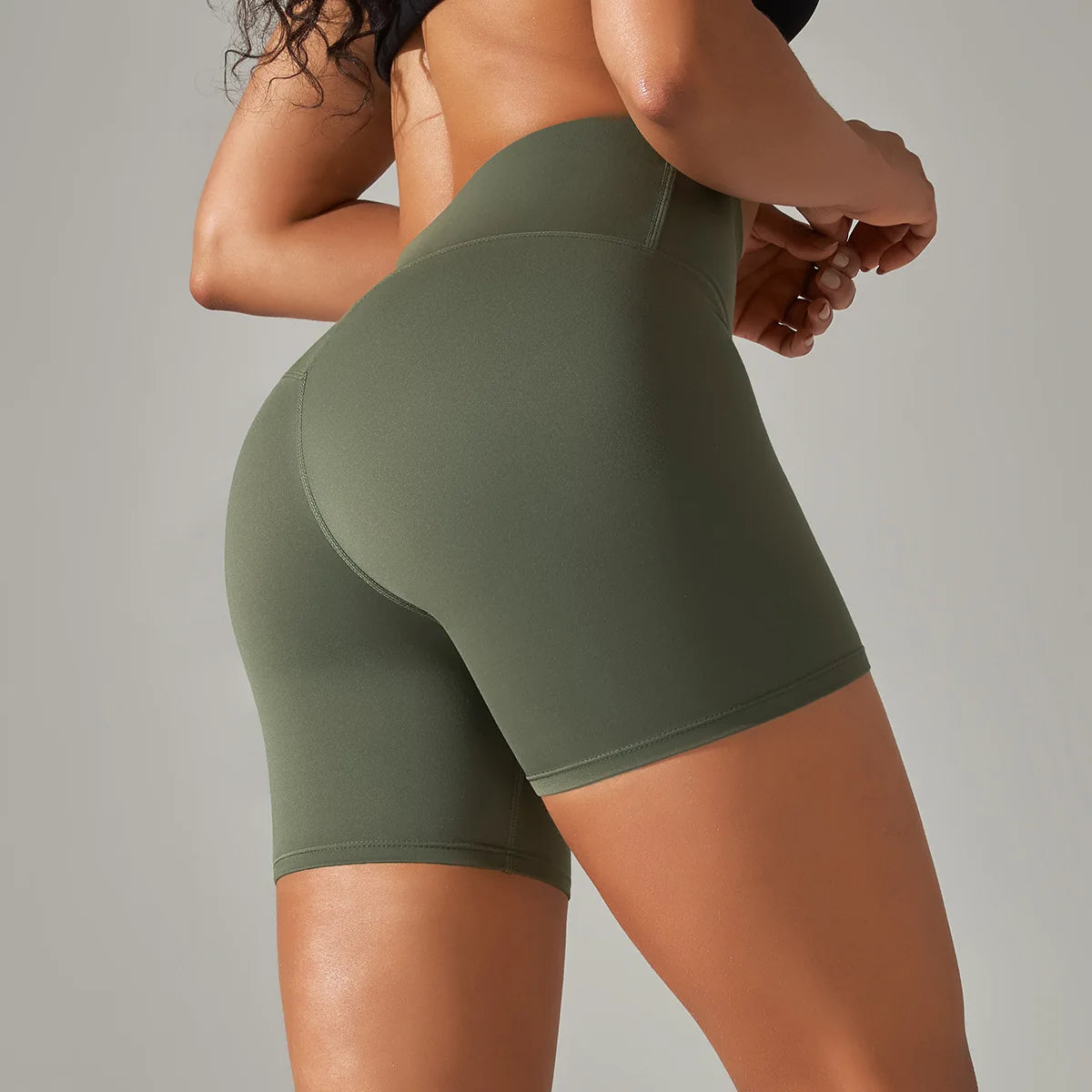 High-Waist Yoga Shorts – Seamless Nylon-Spandex Activewear for Women - Willen
