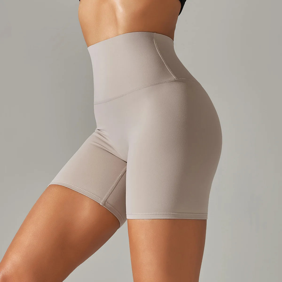 High-Waist Yoga Shorts – Seamless Nylon-Spandex Activewear for Women - Willen