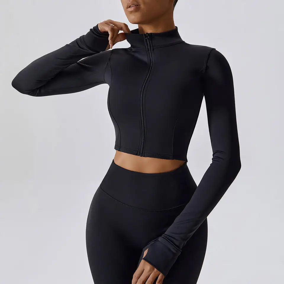 4-Piece Women's Yoga Set – Long Sleeve Sports Outfit with Leggings, Shorts, Bra & Top - Willen
