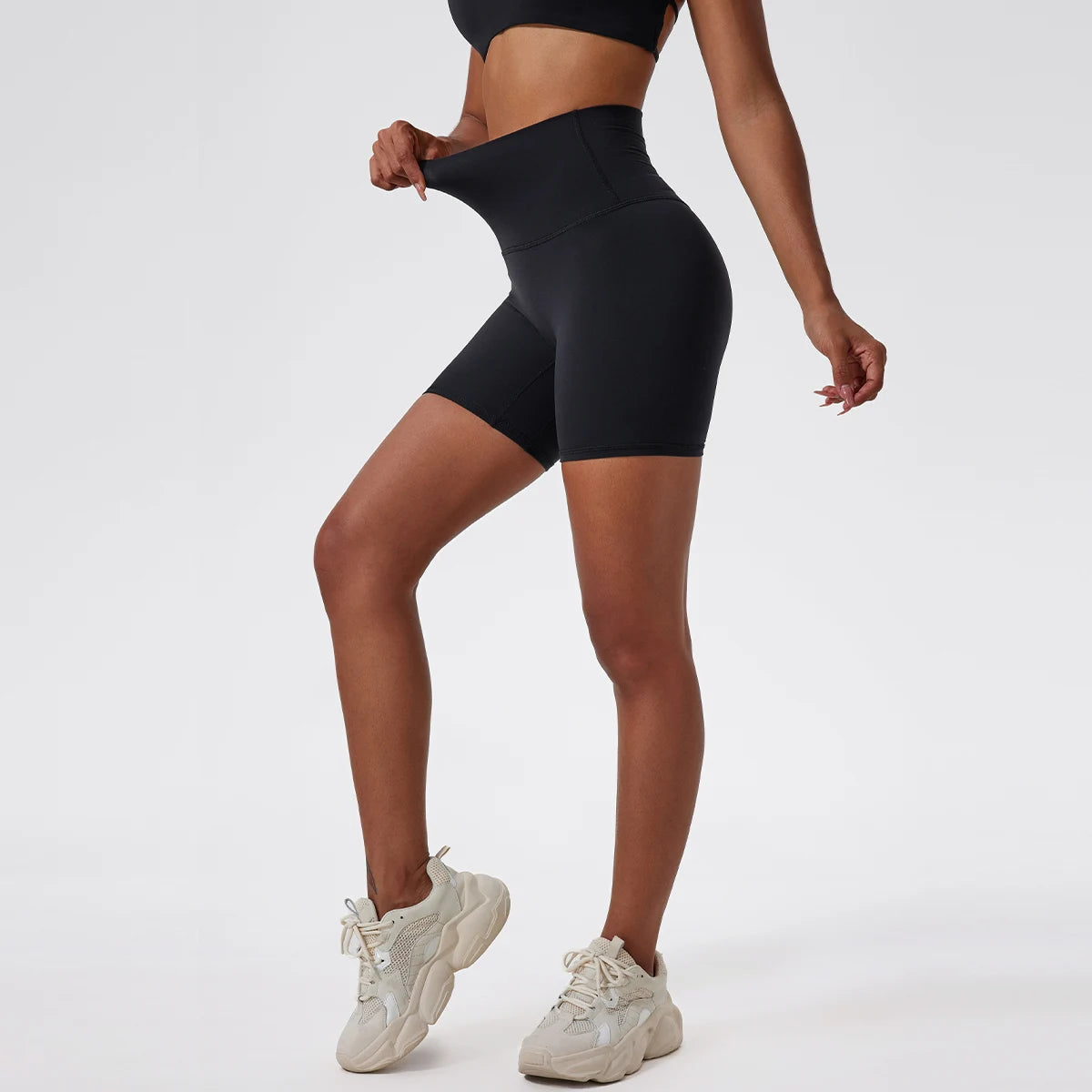 Seamless Yoga Shorts – High-Waist Stretch Design with Breathable Comfort - Willen