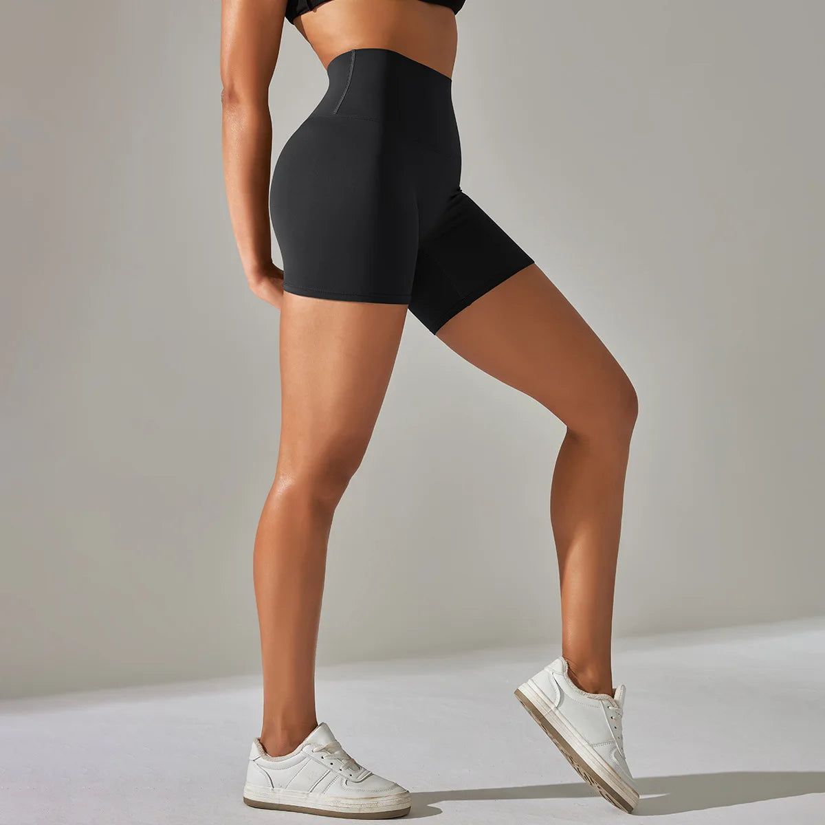 High-Waist Yoga Shorts – Seamless Nylon-Spandex Activewear for Women - Willen