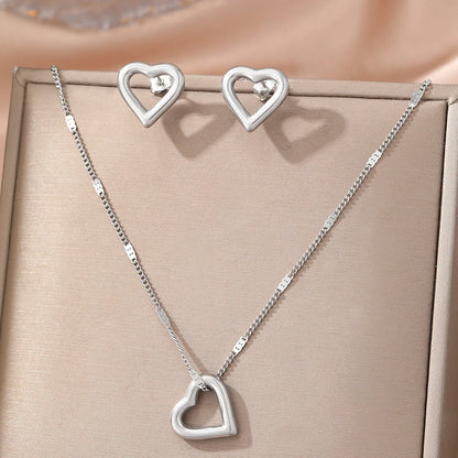 Heart Pendant Jewelry Set – Minimalist Necklace & Earrings in Stainless Steel - Willen