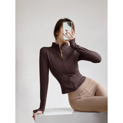 AeroDry Zip Jacket – Lightweight Activewear Jacket for Women - Willen