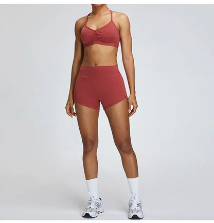 Seamless Sports Bra – Cross-Back, Removable Pads, Stretch Fit - Willen
