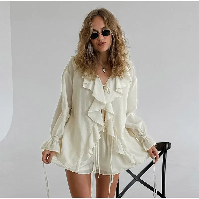 2-Piece Summer Set – Lace-Up Ruffle Blouse and Wide-Leg Shorts, Polyester - Willen