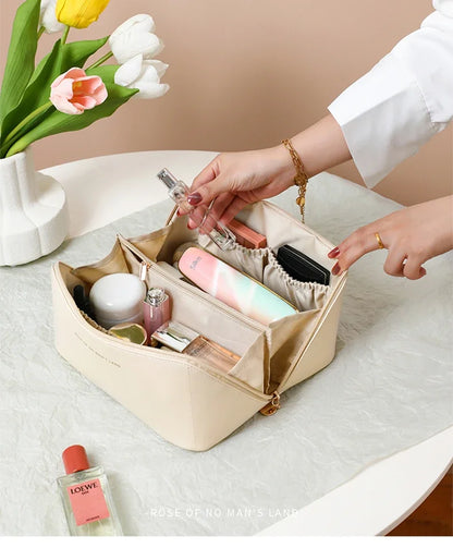 PU Leather Toiletry Bag – Waterproof Shell-Shaped Organizer - Willen