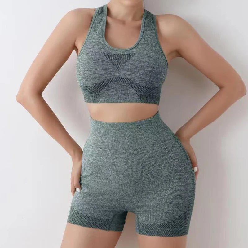 Willen FlowSet™ — Seamless Sport Outfit - Women's Activewear Set | Willen